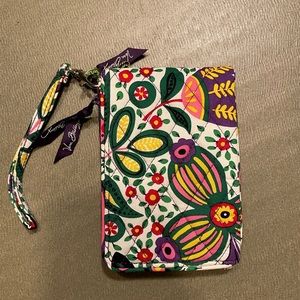 NWT Vera Bradley Viva la Vera Double ID Wrislet Wallet Retired Pattern 2011